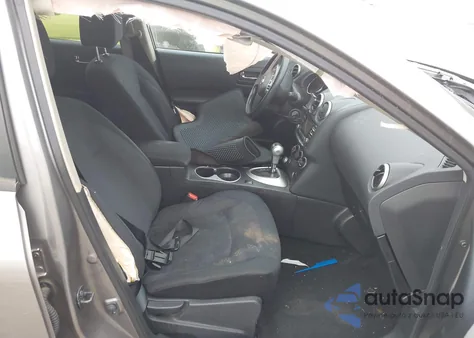 2015 Nissan Rogue Select S z USA, uszkodzony, nr VIN JN8AS5MT5FW665440